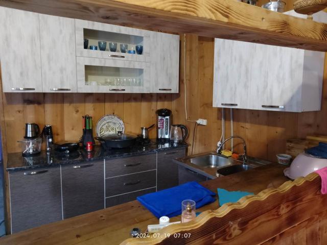 Elos Guesthouse Iprari Extérieur photo